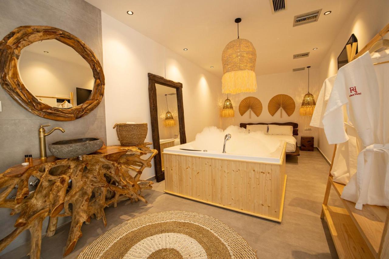 Relax Hotel Ksamil Dış mekan fotoğraf